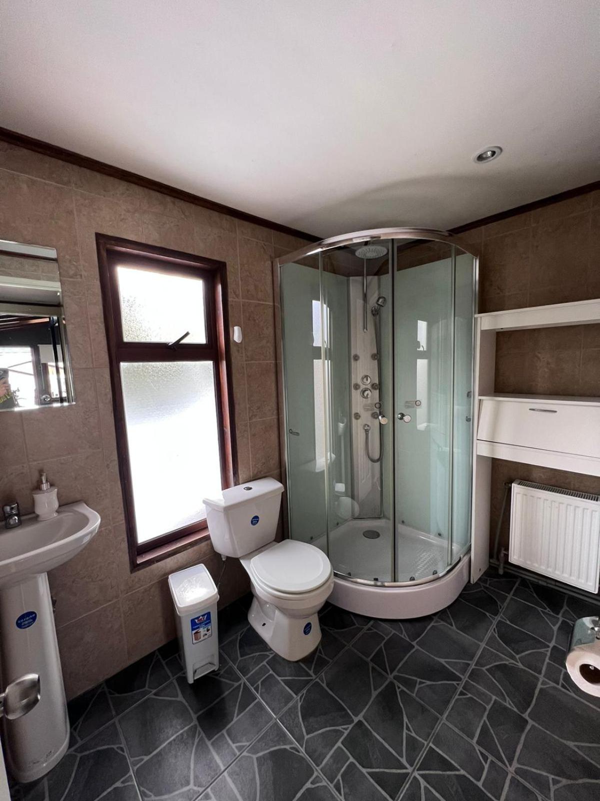 Auberge de jeunesse Sheuen Patagonia à Puerto Natales Extérieur photo